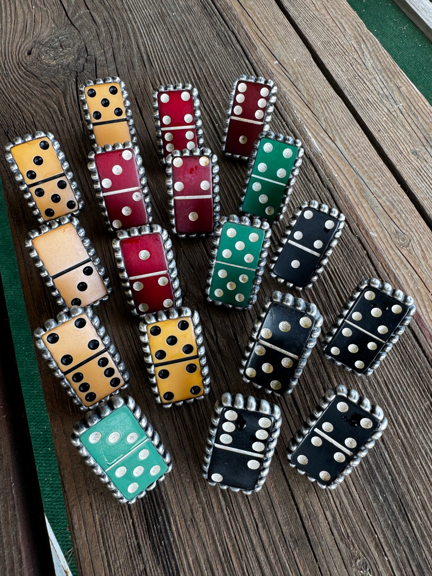 Domino Rings